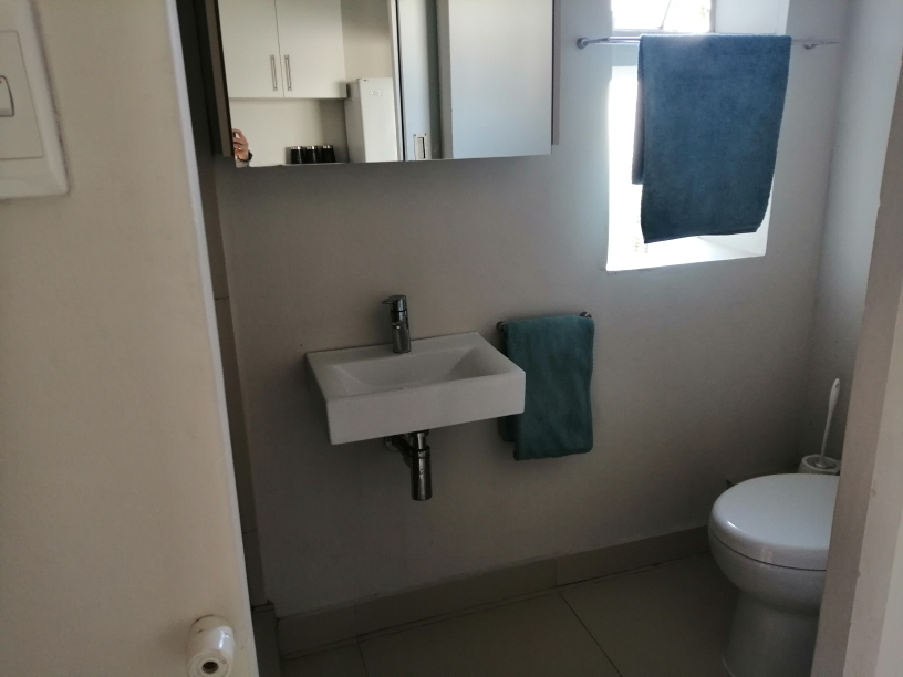 To Let 1 Bedroom Property for Rent in Somerset West Western Cape